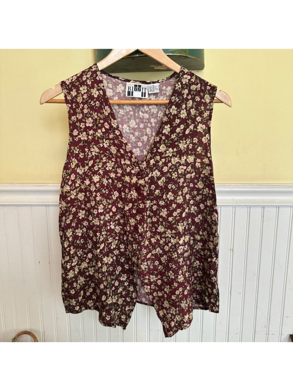 Vintage Bizzit Floral Sleeveless Button-Front Blouse Top Womens M Burgundy/Green